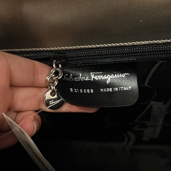 NWT Vintage Bronze gold top handle bag Salvatore Ferragamo - Picture 7 of 12